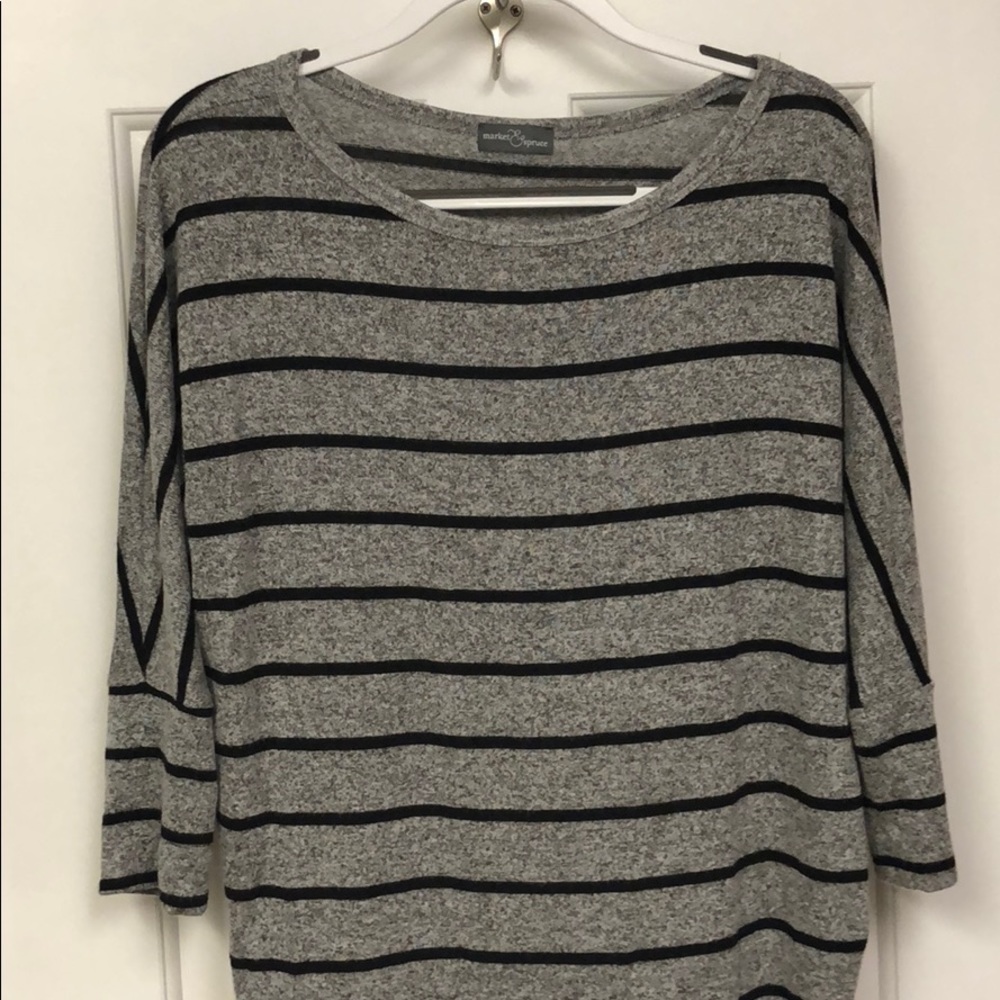 Market & Spruce sweater